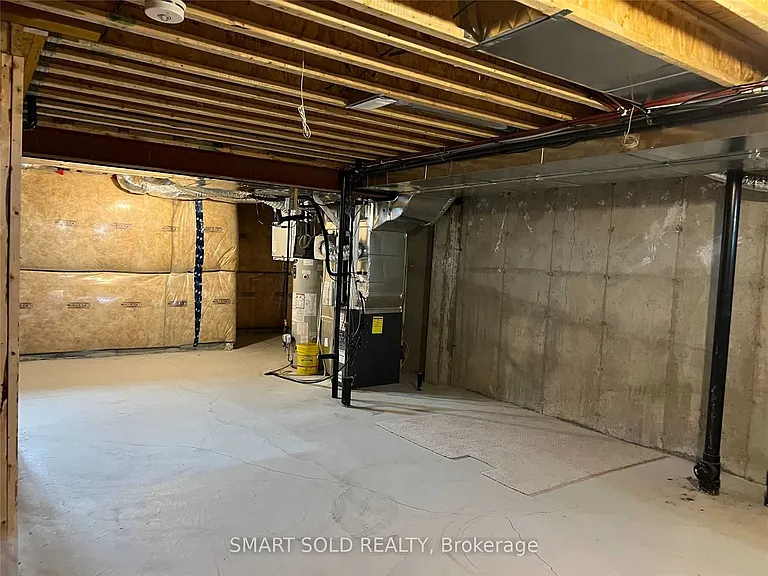 1046 Murrell Blvd — Photo 32