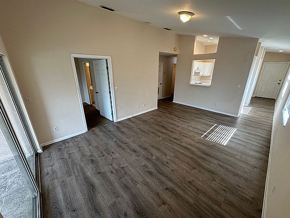 3rd image of 26747 Little John Ct APT 10
