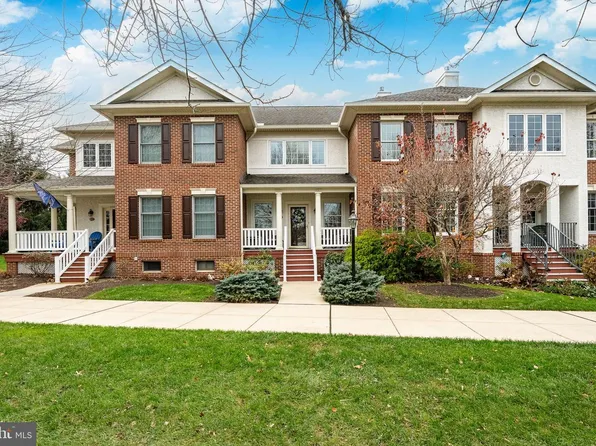 473 Fairmont Dr #238, Chester Springs, PA 19425