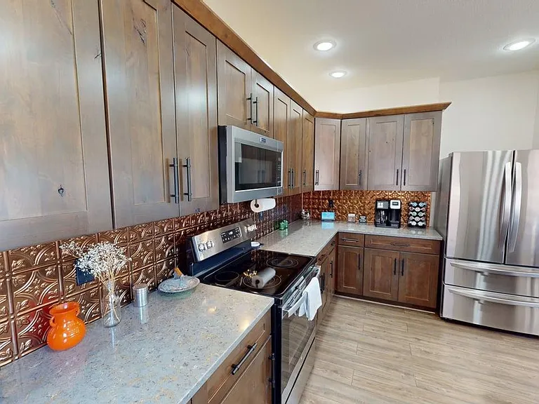 1022 Mimosa Ave — Photo 32