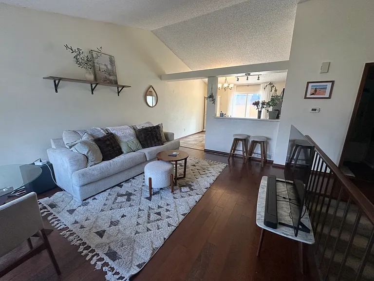 11006 W Bowles Pl — Photo 3