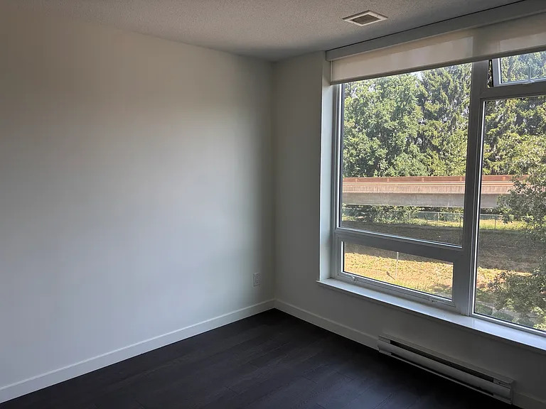5470 Ormidale St #606 — Photo 7