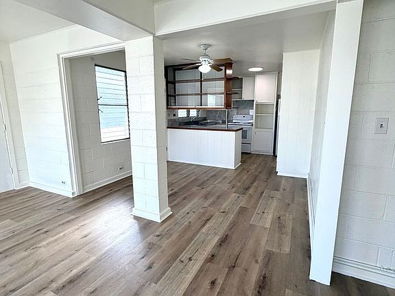 3rd image of 738 University Ave APT 4