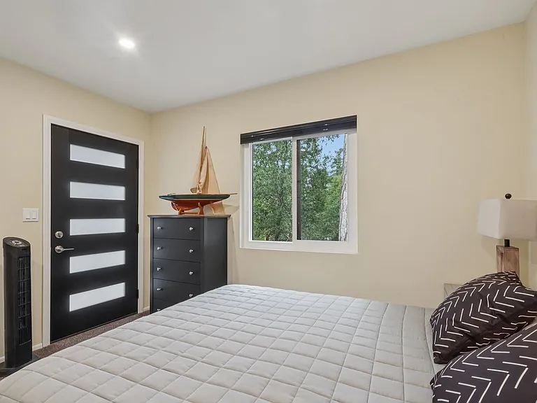 25340 Marion Ridge Dr — Photo 22