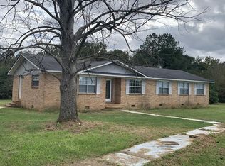 541 Henry Hart Rd, Leslie, GA 31764