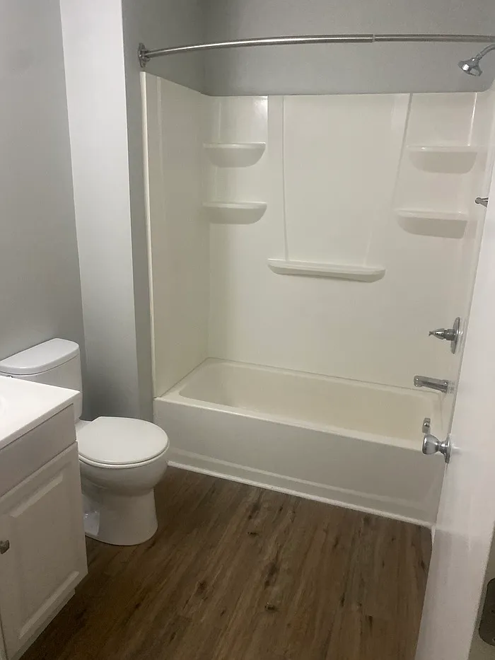 3 bed, 2.5 bath, 1800 sqft, $1,895 — Photo 3