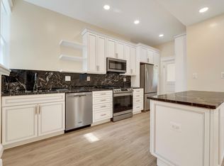 515 Seward Sq SE APT 4, Washington, DC 20003