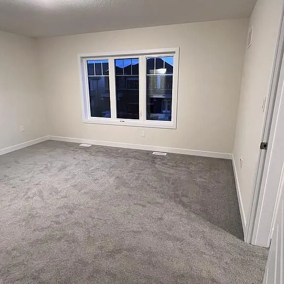 30 Daisy Ln W — Photo 18