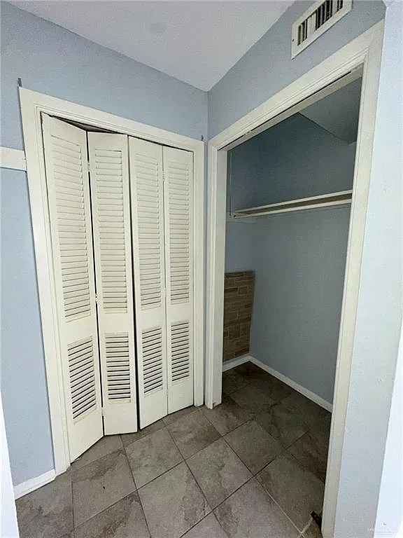 1 bed, 1.0 bath, 400 sqft, $680 — Photo 4