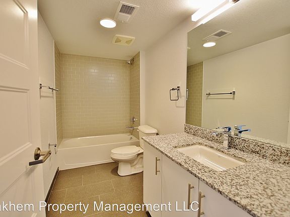 5th image of 3616 Tejon St #200