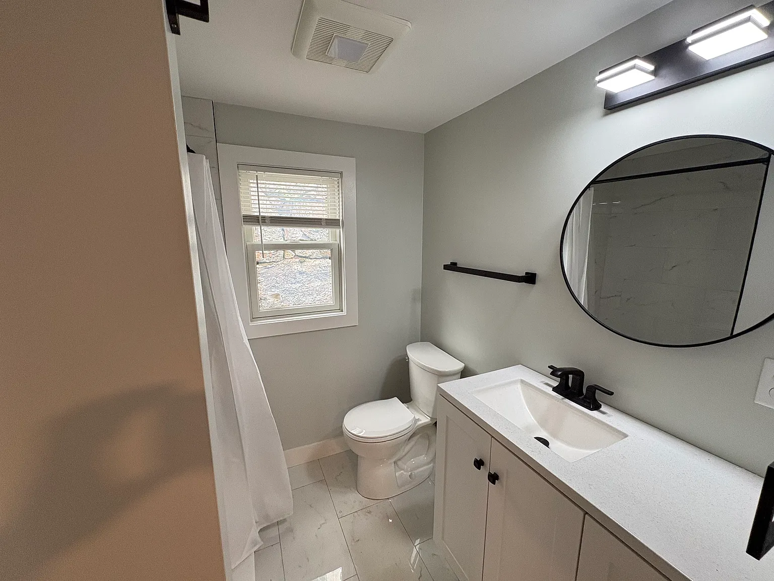 825 Scenic Hwy — Photo 4