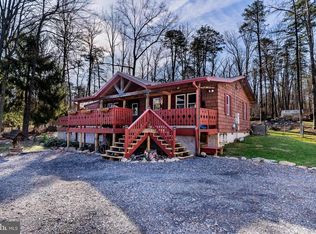 128 Pine Tree Dr, Newville, PA 17241
