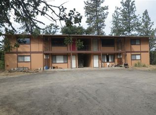 23633 Highway 62, Shady Cove, OR 97539