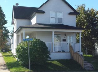 401 3rd St SW, Chisholm, MN 55719