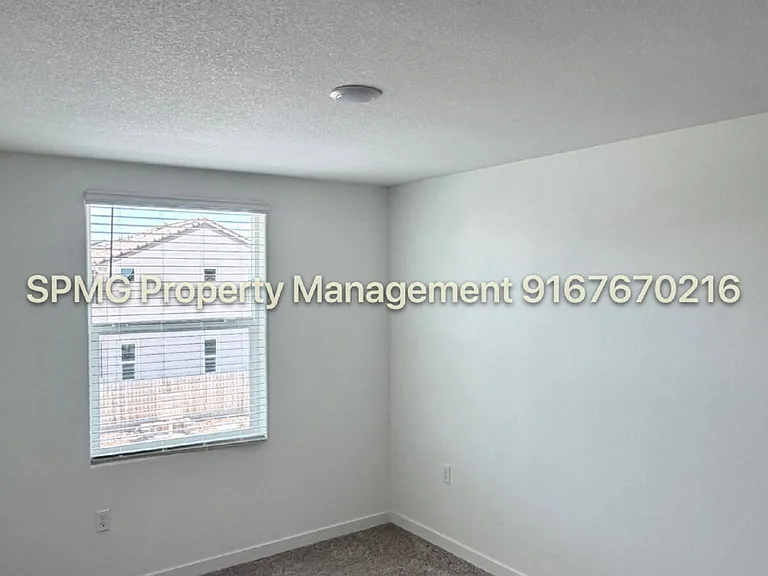 1910 Brunel St — Photo 22