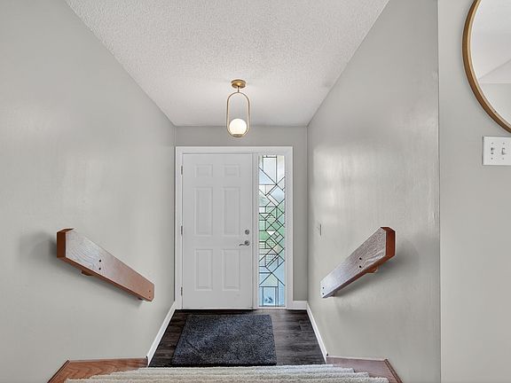 3rd image of 5469 Dakota Dr