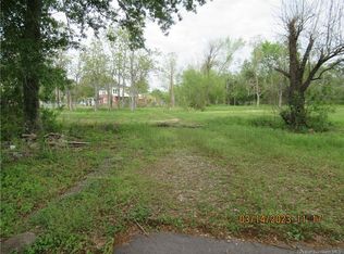 S Sherman Ave, Iowa, LA 70647