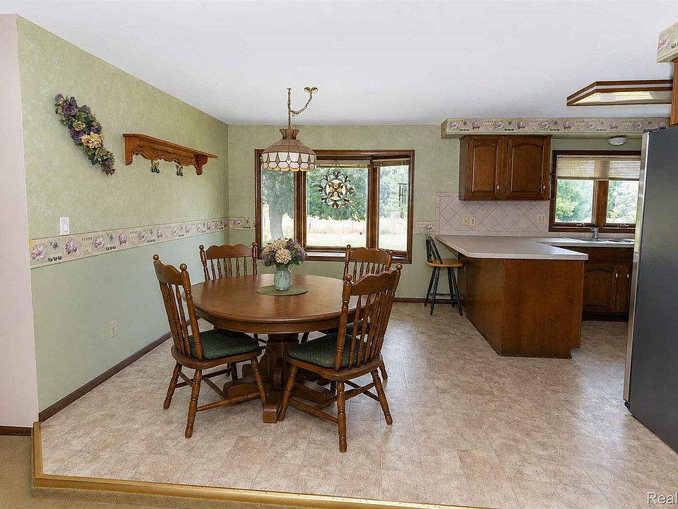 4177 Lake George Rd, photo 11