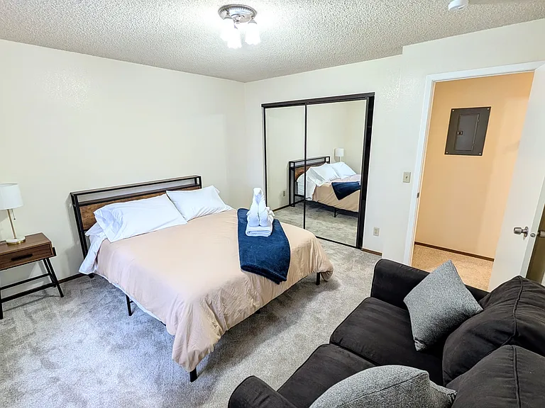1401 Cordova St #3 — Photo 10