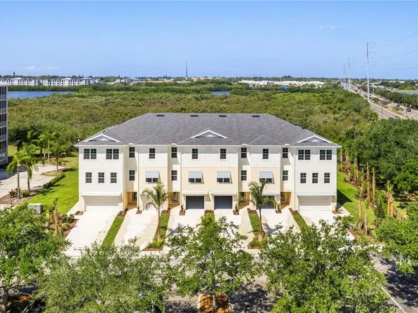 7318 Marathon Dr, Seminole, FL 33777