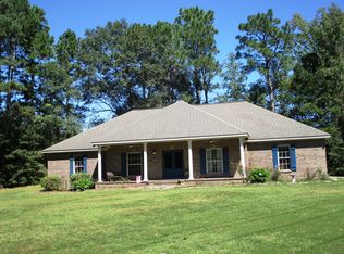 21 Akers Ln, Hattiesburg, MS 39402