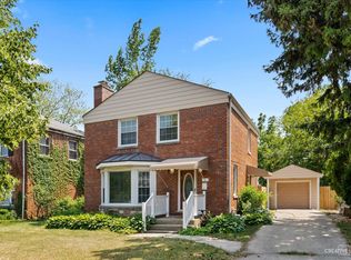 735 E Golf Rd, Des Plaines, IL 60016