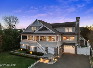 7 Grimes Rd, Old Greenwich, CT 06870