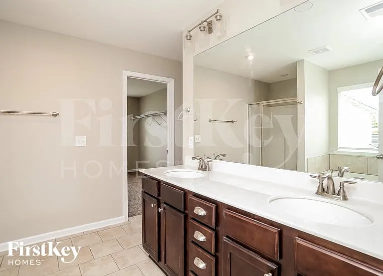 38 Maple Grove Dr — Photo 9