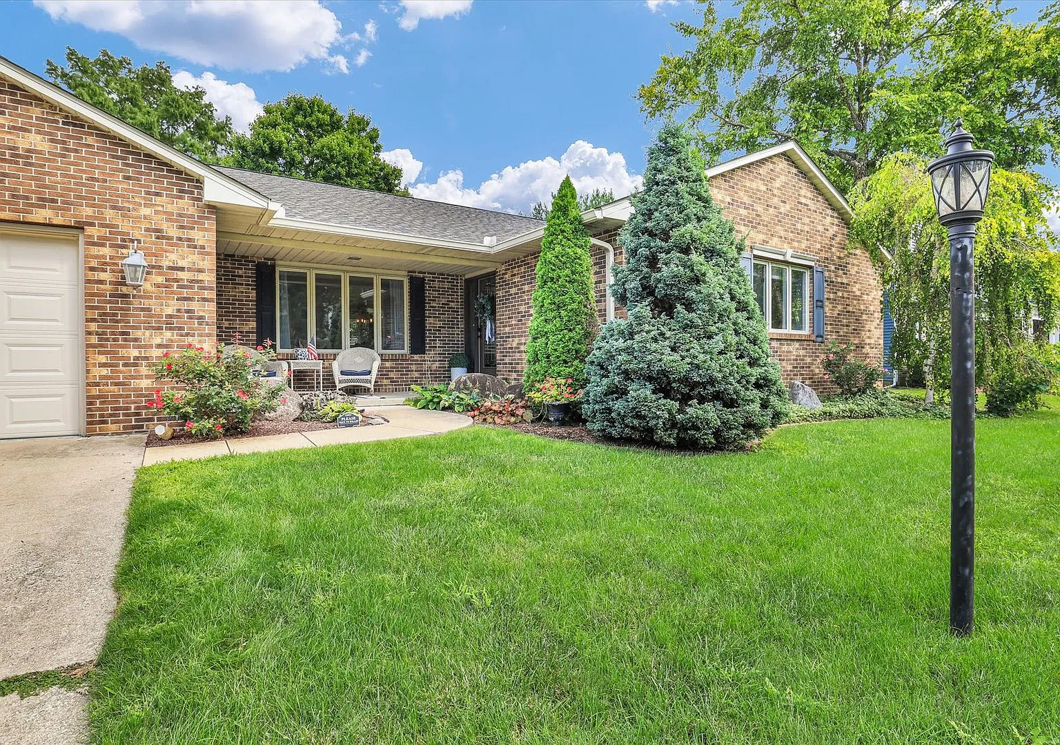 Ranch home in SW Champaign - Available November 2026 — Photo 4