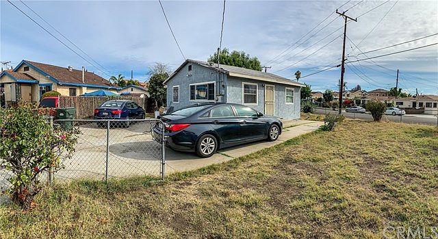 2nd image of 1980 Strathmore Ave