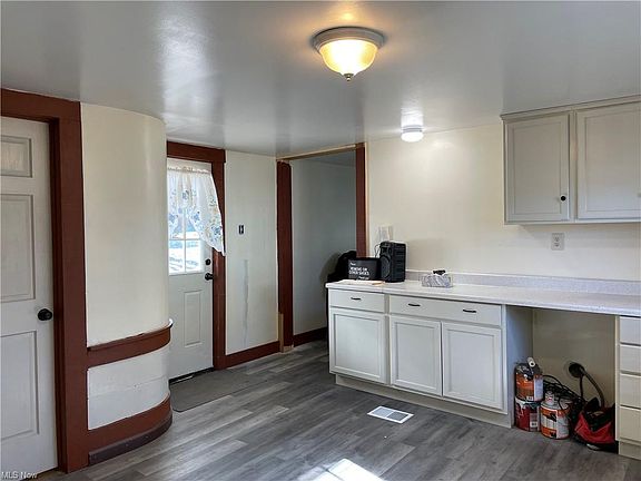 5th image of 521 N Jefferson St