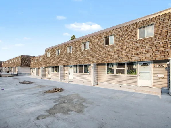 219 Village On The Grn NW, Edmonton, AB T5A 1H2