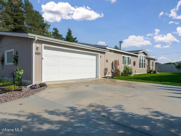 1302 W Bounty Loop, Hayden, ID 83835