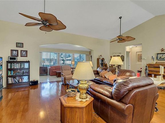 4th image of 5737 King James Ave