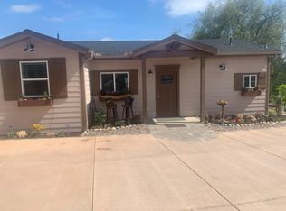 920 Riverview Dr #B, Fallbrook, CA 92028