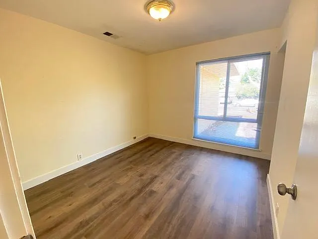 3404 San Marino Ave — Photo 9