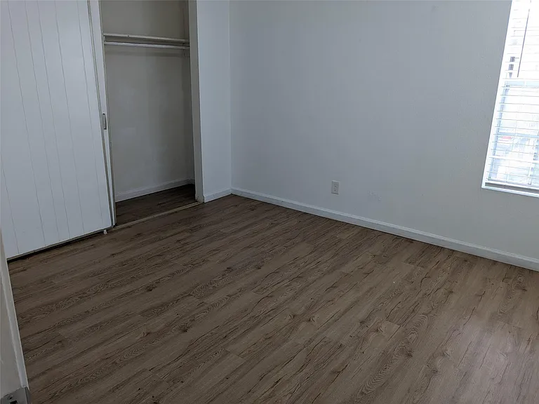 5550 N Braeswood Blvd #135 — Photo 9