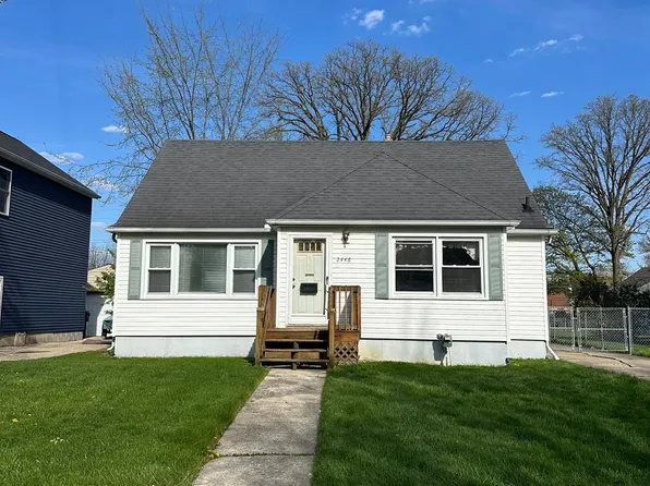 2446 Bacon Ave, Berkley, MI 48072