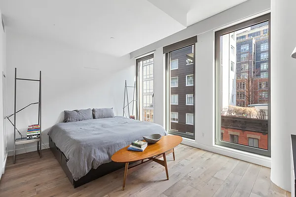 Rented by BLU Real Estate | media 14