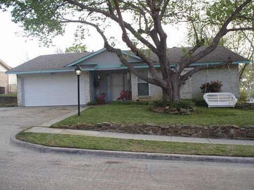 1st image of 1825 Westwood Cir