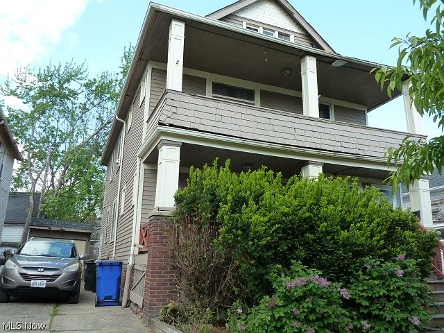 1st image of 2048 W 99th St