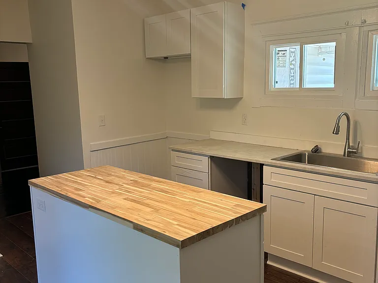 203 N Grove St #4 — Photo 7