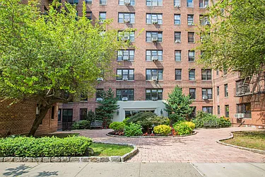 Sold by Livin USA LLC