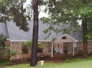 15 Windborough Ct, Little Rock, AR 72212