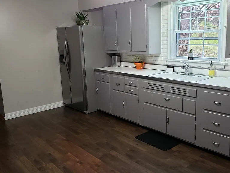 504 Fairmont Pike — Photo 3