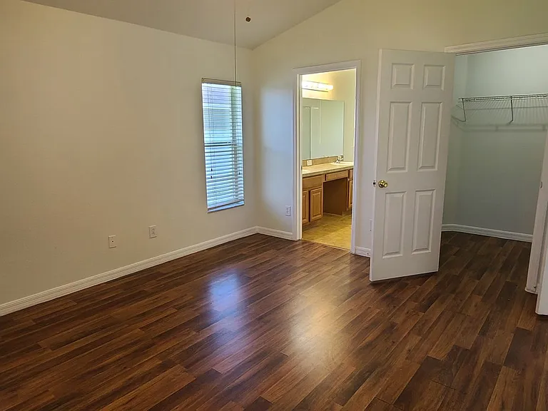 3109 Turnberry Blvd — Photo 11
