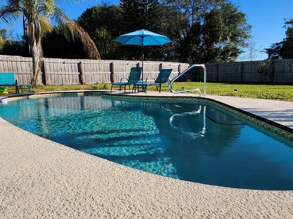 1480 SE Vesthaven Circle, Port Saint Lucie, FL 34952