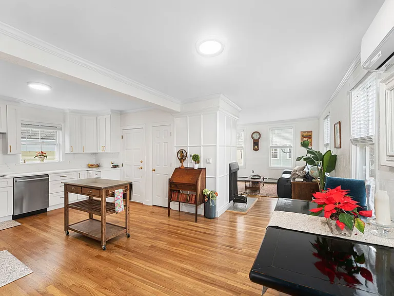 45 Elm St #2 — Photo 8