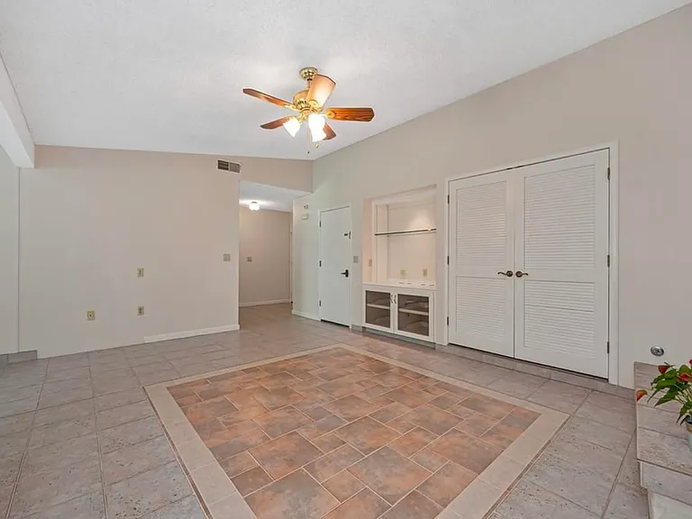 1545 Wimbledon Dr — Photo 27