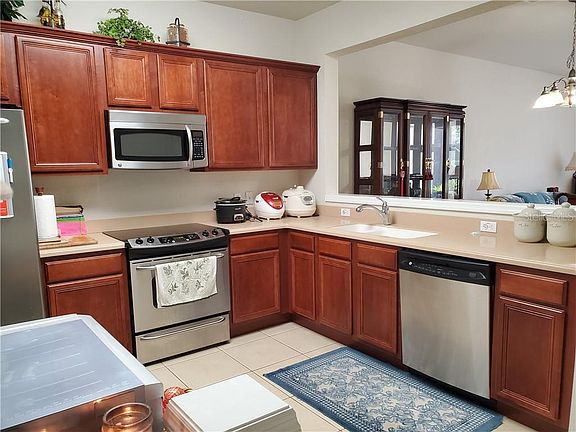 5th image of 1213 Berkman Cir